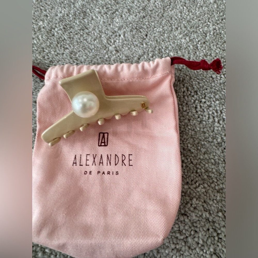 Alexandre de Paris hair clip made in France